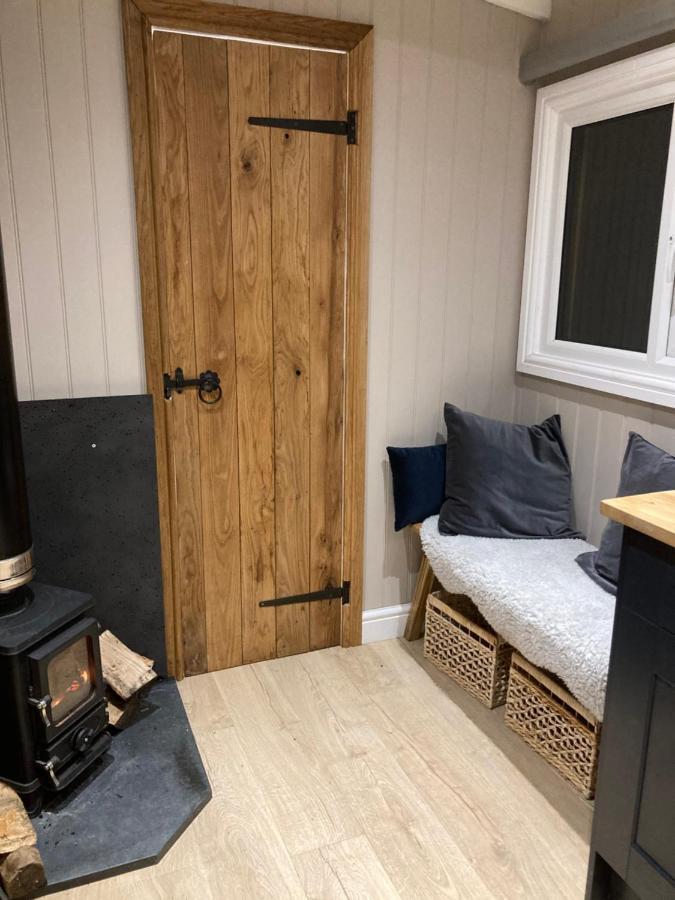 Herdwick Shepherd Hut Exeter Dış mekan fotoğraf